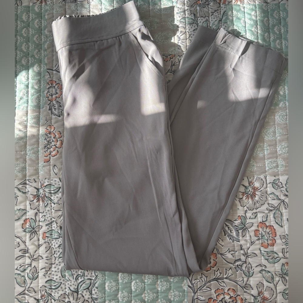 NWT Max Studio Straight Leg Pants